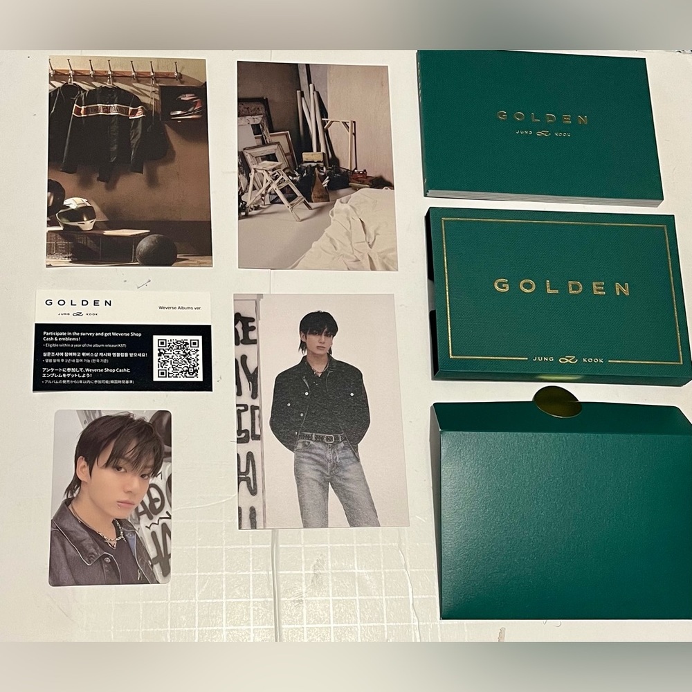 Jung Kook from BTS - GOLDEN - Weverse  ver.